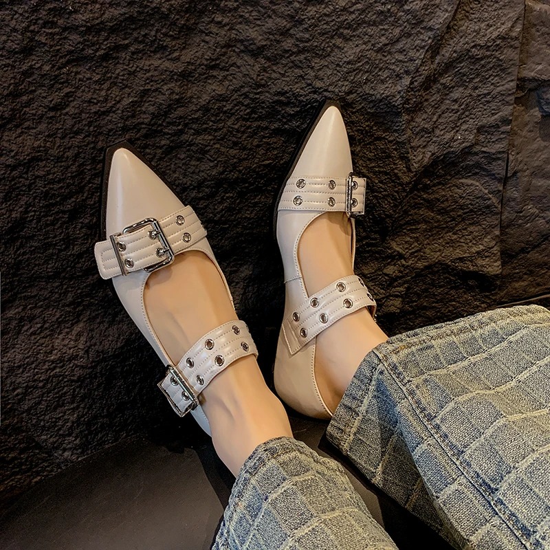 أحذية نسائية مصمم فاخر كعب منخ - مراجعة Casual Sandal Leather وسعره